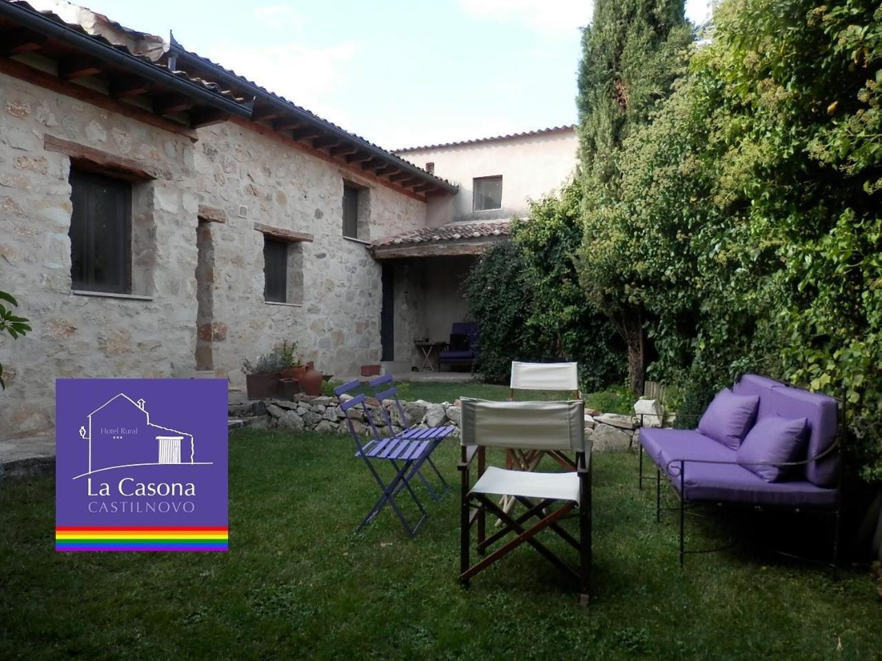 La Casona De Castilnovo - Gay Men Only Guest House Valdesaz Exterior photo